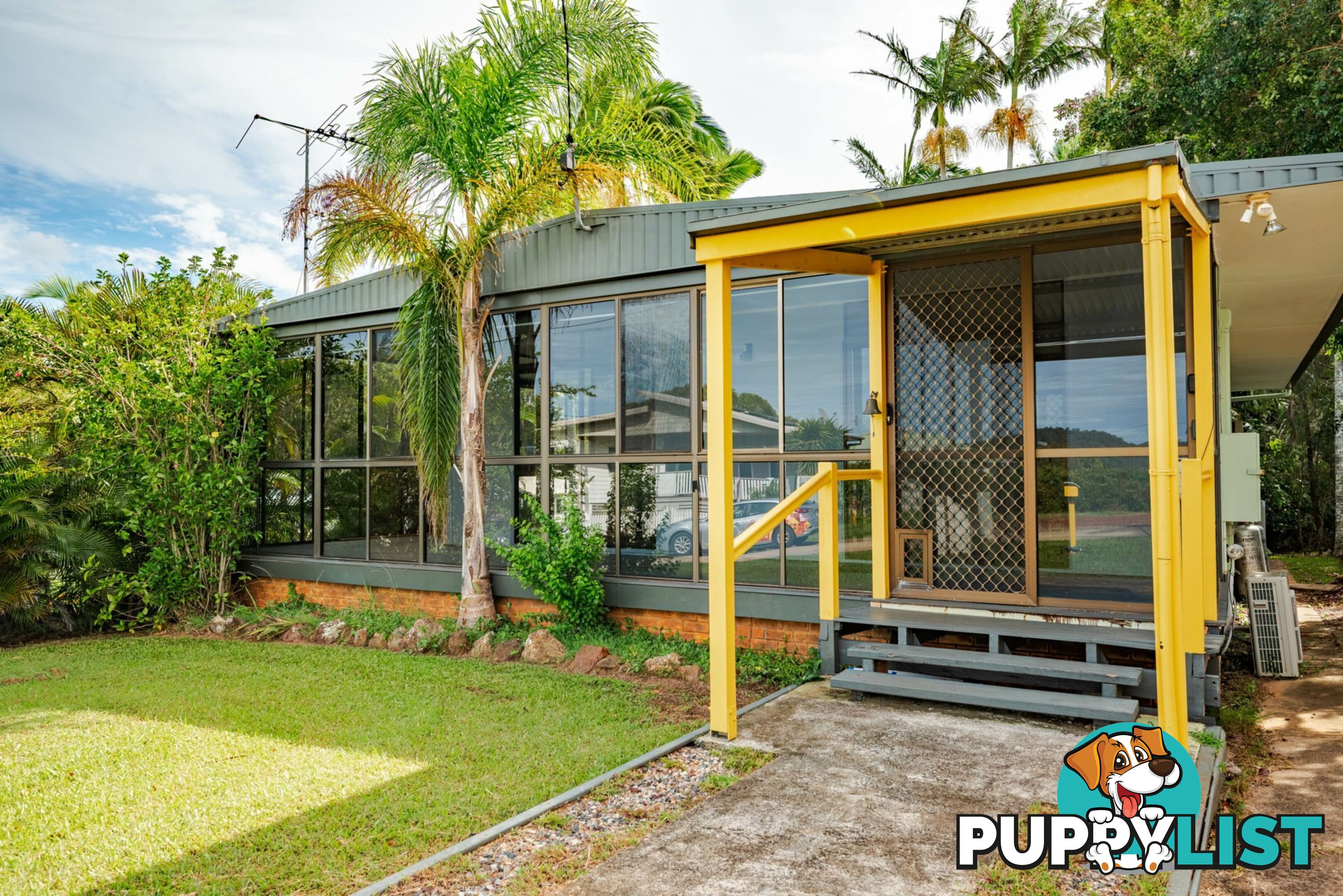 6 Yacht Street RUSSELL ISLAND QLD 4184