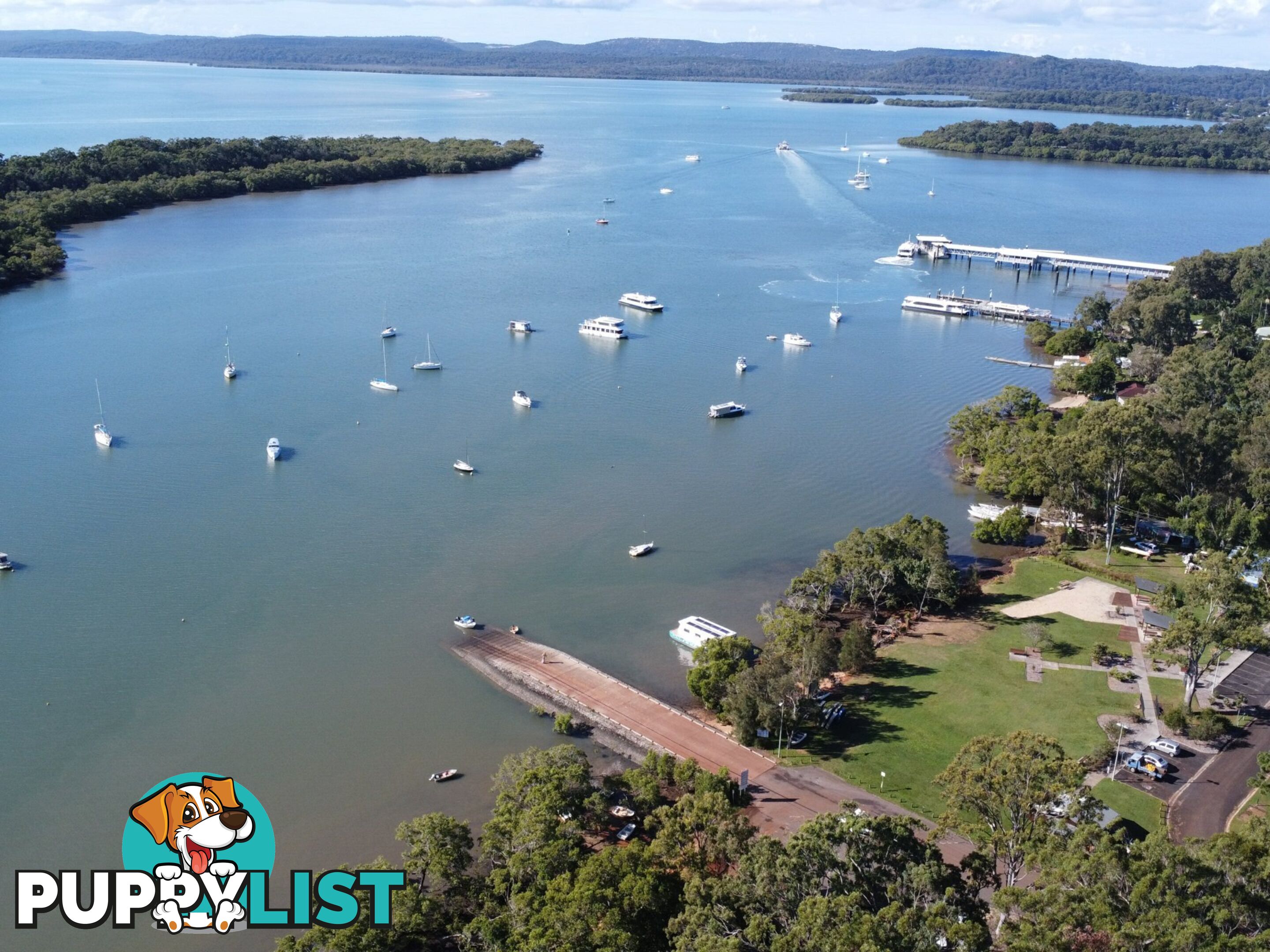 136 Canaipa Point Dve RUSSELL ISLAND QLD 4184