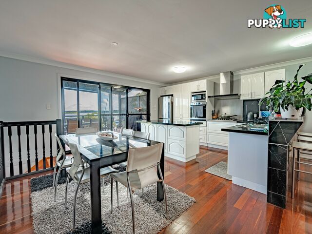 136 Canaipa Point Dve RUSSELL ISLAND QLD 4184