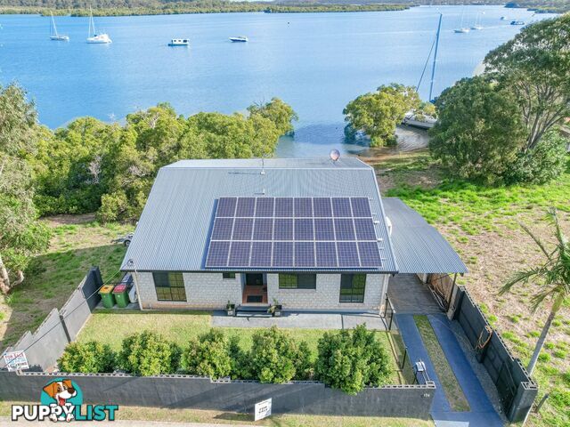 136 Canaipa Point Dve RUSSELL ISLAND QLD 4184