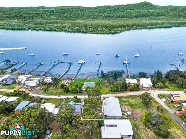 70 Wahine Drive RUSSELL ISLAND QLD 4184