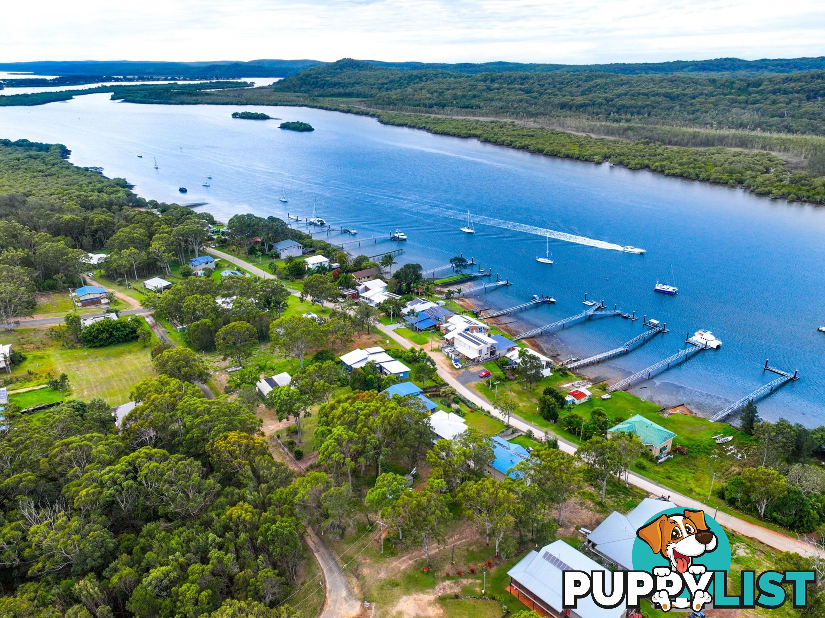 70 Wahine Drive RUSSELL ISLAND QLD 4184