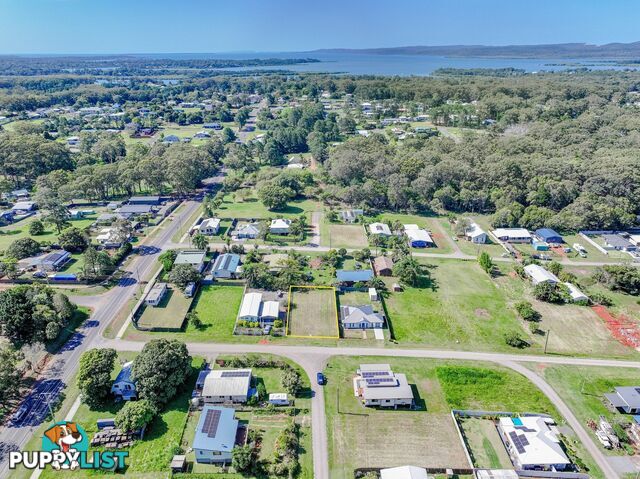 7 Norfolk Street RUSSELL ISLAND QLD 4184