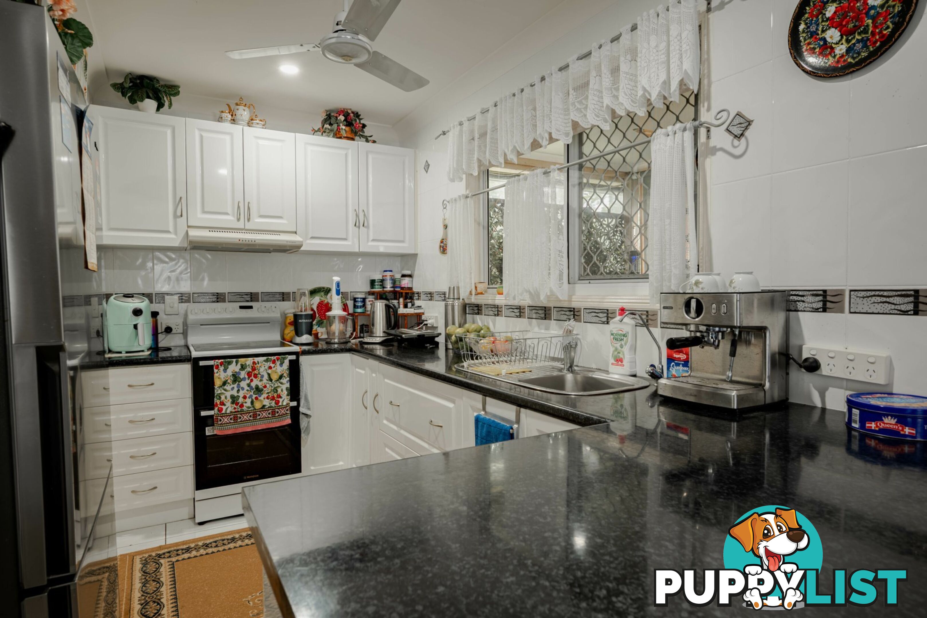 26 Bradman Street RUSSELL ISLAND QLD 4184