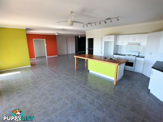 35 Bay Dve RUSSELL ISLAND QLD 4184