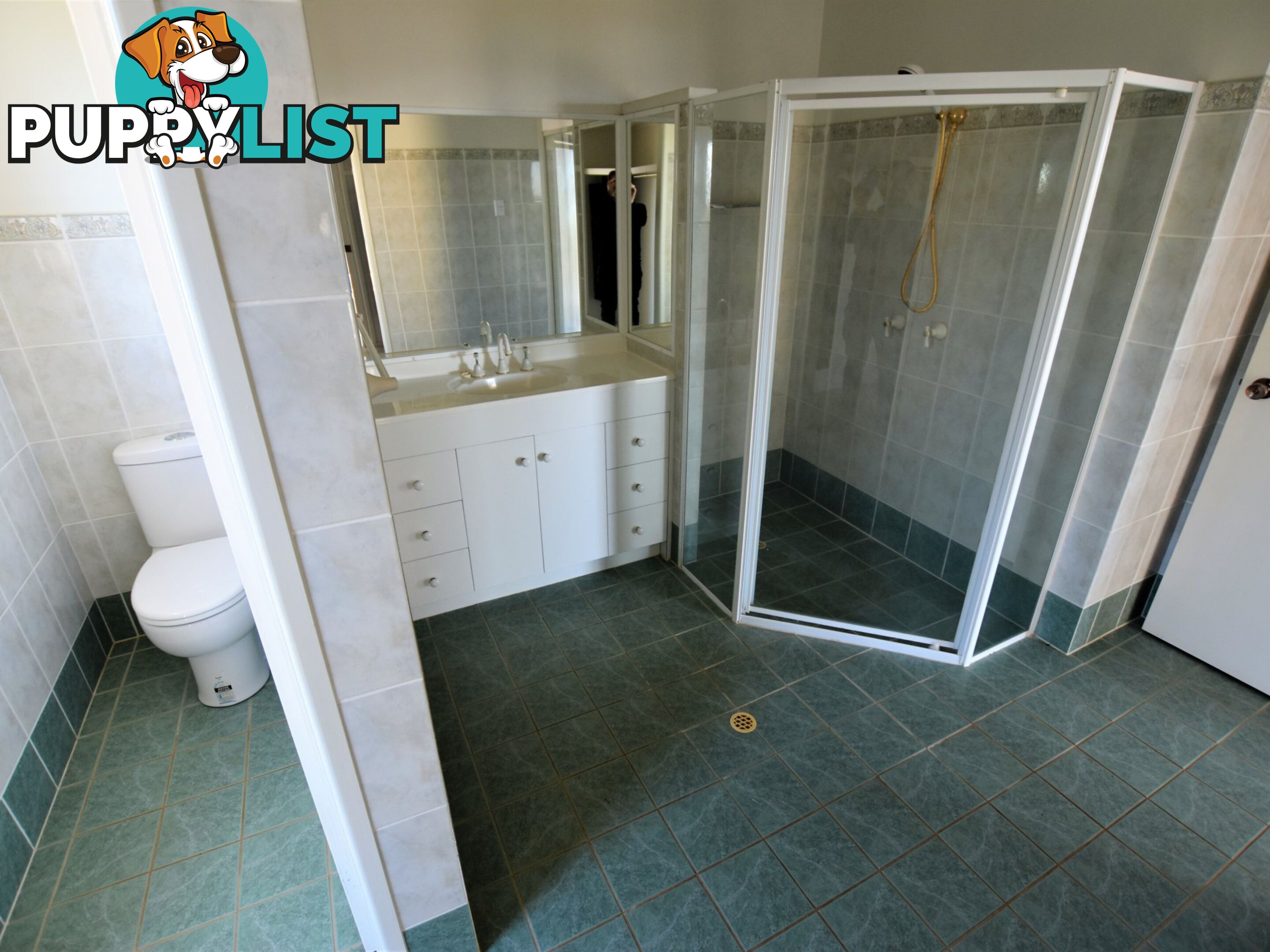 35 Bay Dve RUSSELL ISLAND QLD 4184