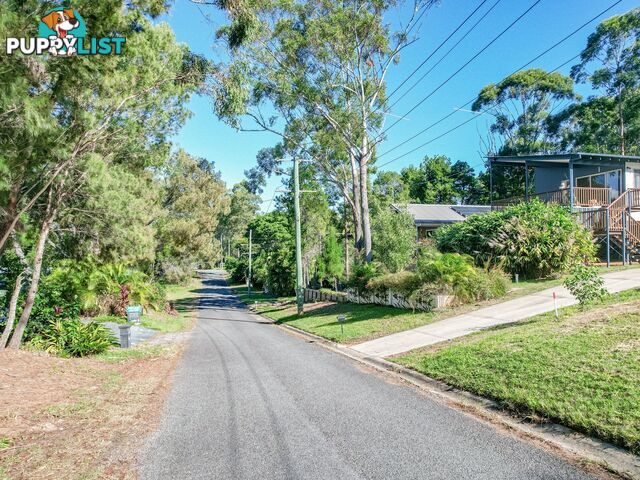 34 Trimaran Street RUSSELL ISLAND QLD 4184