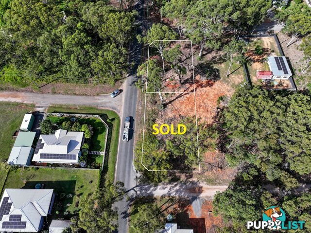 6 Waratah Street RUSSELL ISLAND QLD 4184