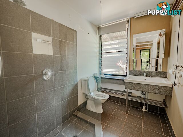 14 Thompson Esp RUSSELL ISLAND QLD 4184