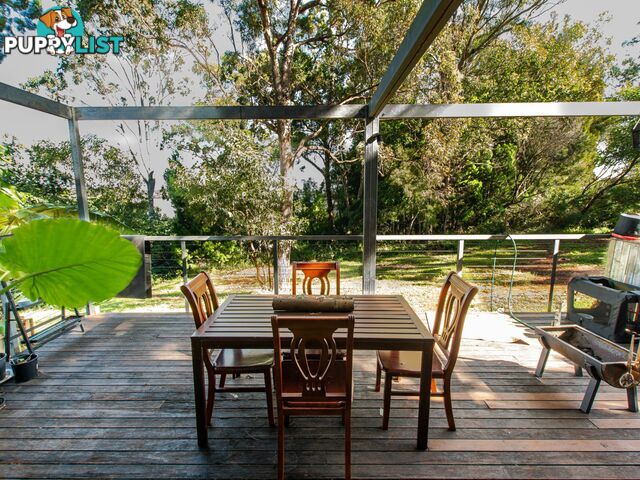 14 Thompson Esp RUSSELL ISLAND QLD 4184