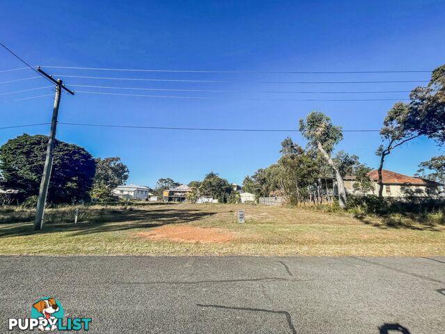 4 Wilma Crescent RUSSELL ISLAND QLD 4184