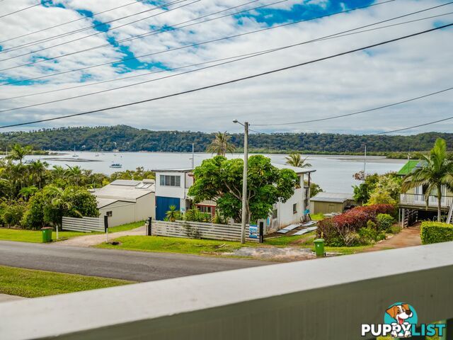 37 Canaipa Point Dve RUSSELL ISLAND QLD 4184