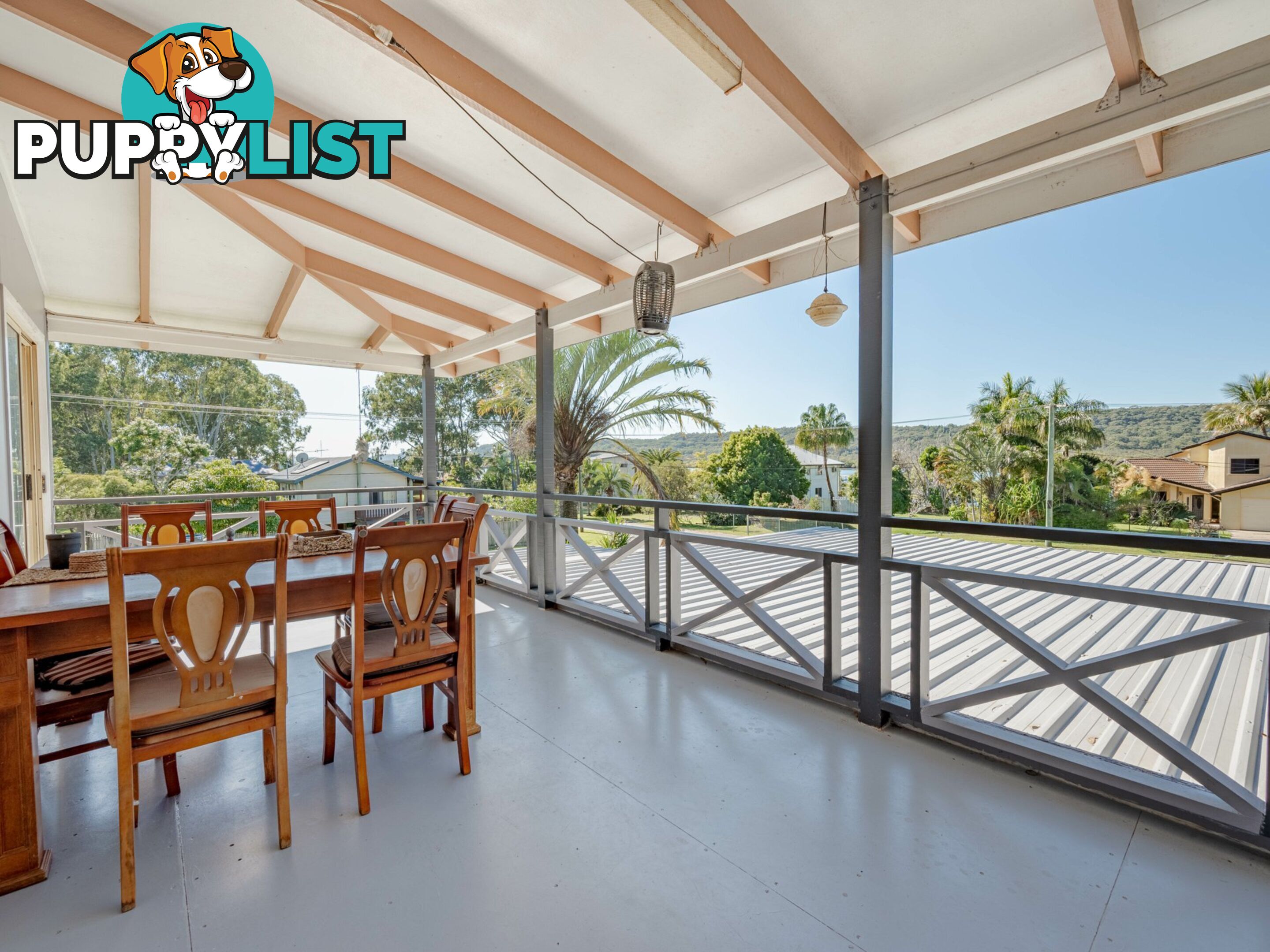 70 Barcelona Terrace RUSSELL ISLAND QLD 4184