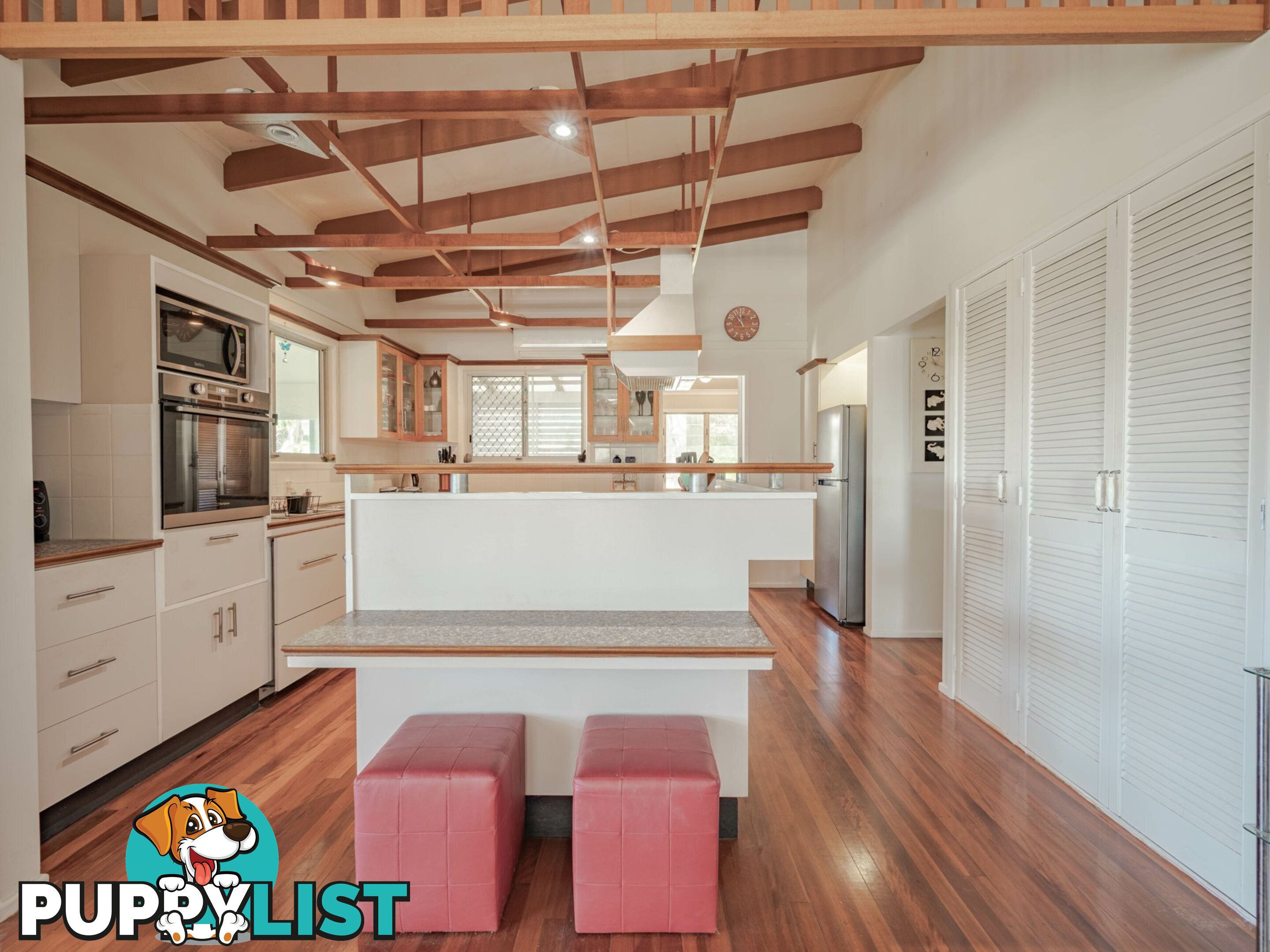 70 Barcelona Terrace RUSSELL ISLAND QLD 4184