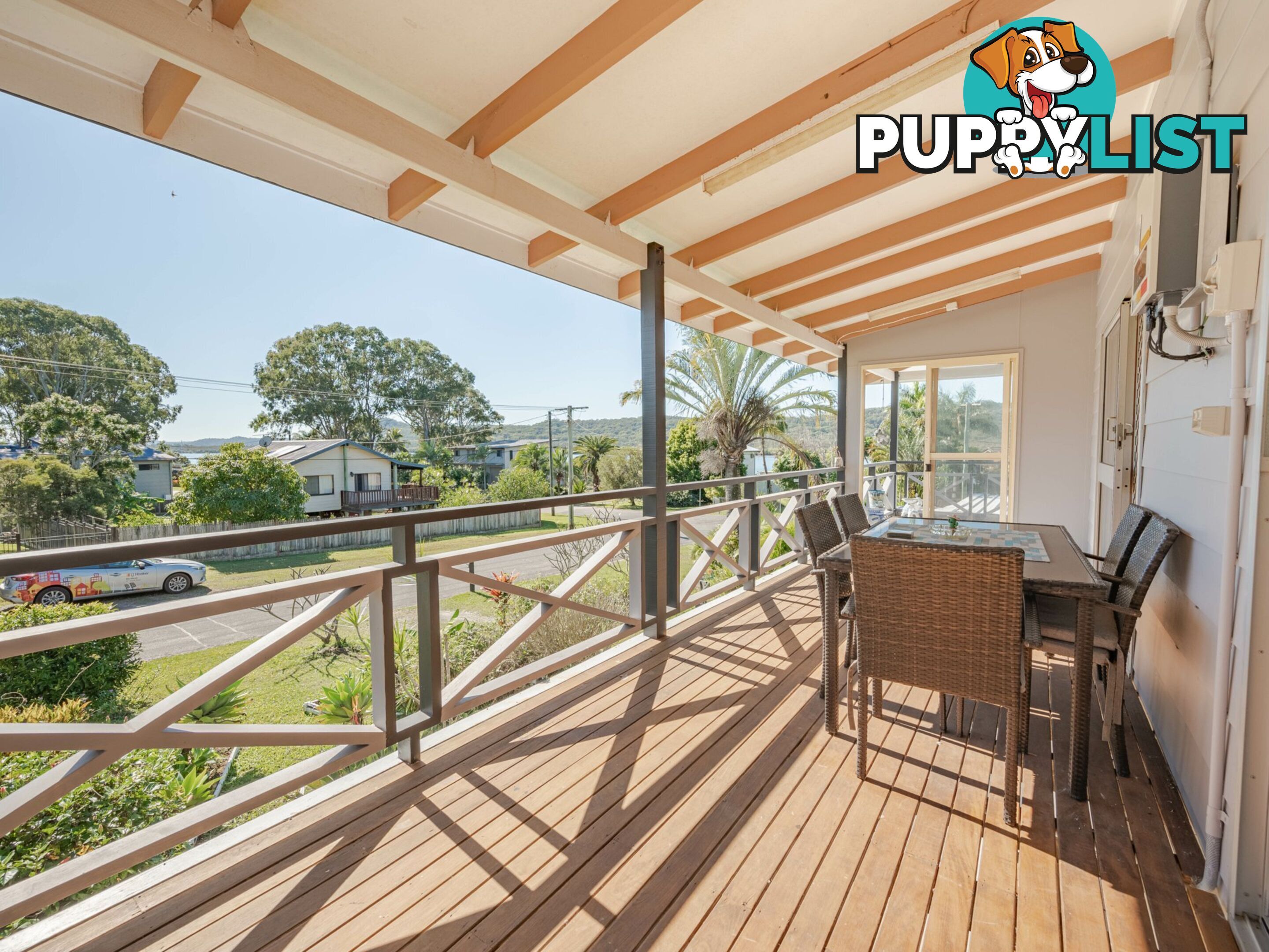 70 Barcelona Terrace RUSSELL ISLAND QLD 4184