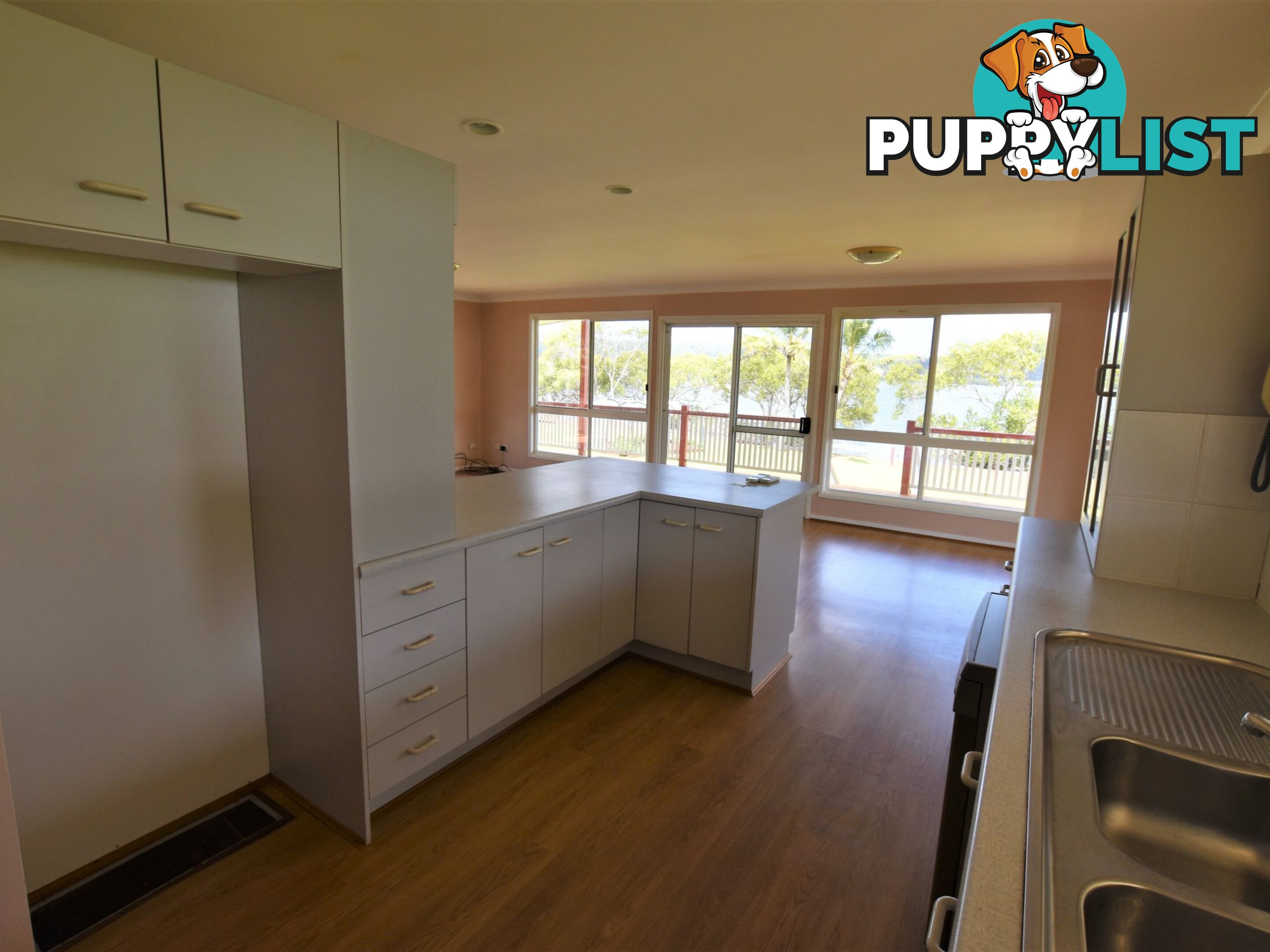 26 Emerson St RUSSELL ISLAND QLD 4184