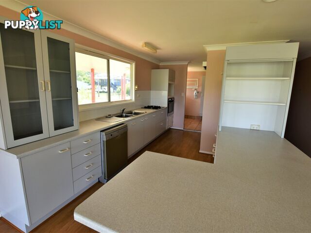 26 Emerson St RUSSELL ISLAND QLD 4184