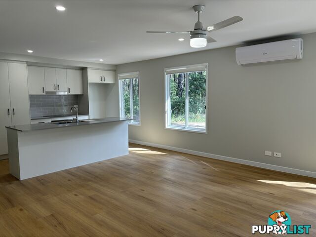 7 Zircon Street RUSSELL ISLAND QLD 4184