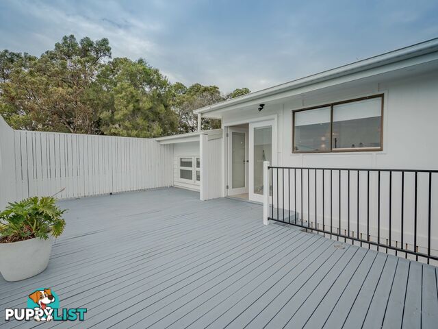 39 Barcelona Tce RUSSELL ISLAND QLD 4184