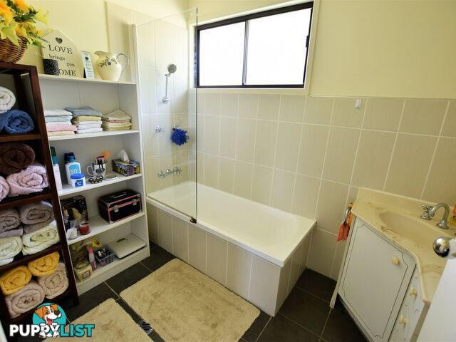 5 Carnation Court RUSSELL ISLAND QLD 4184