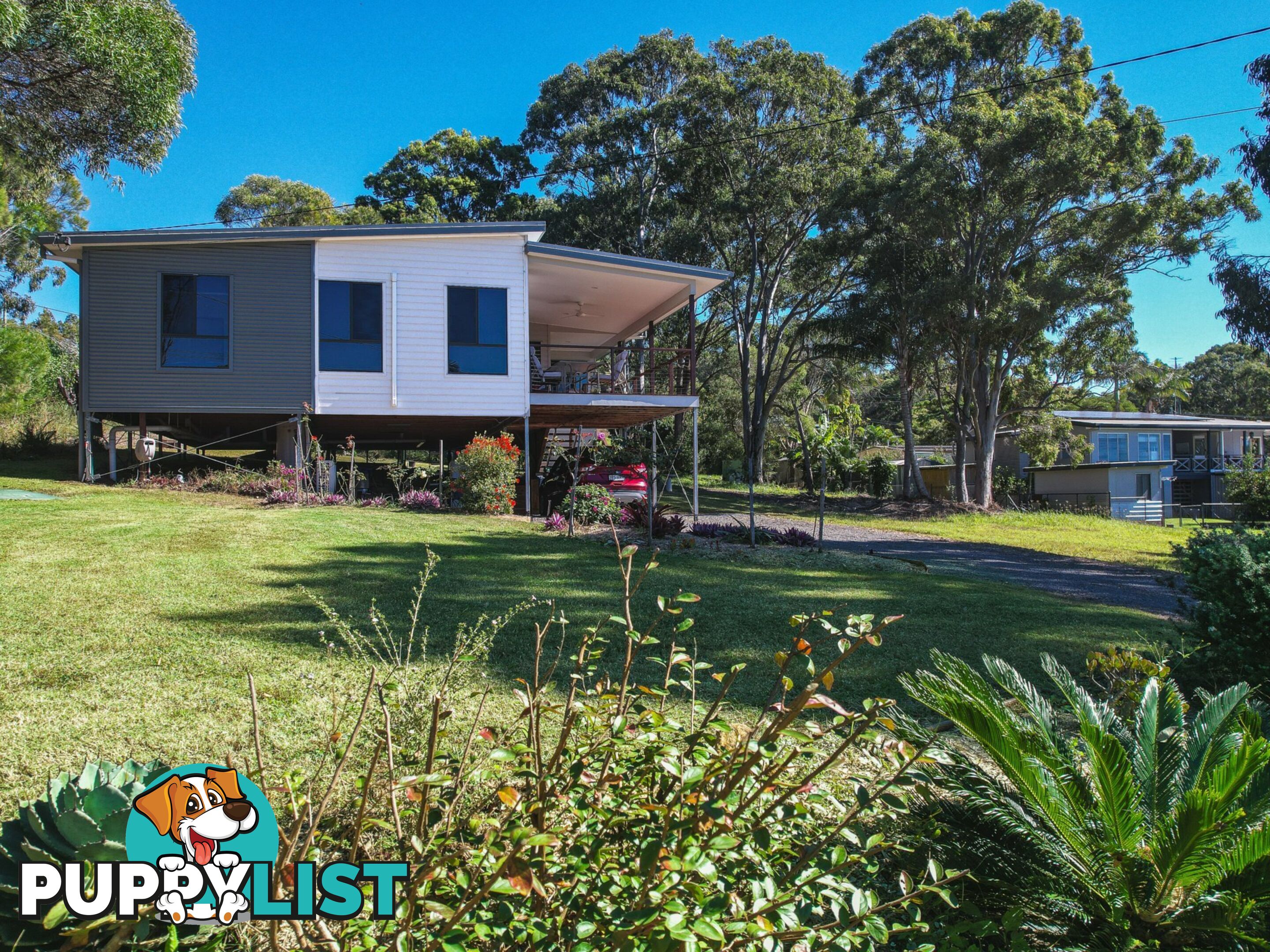 54 Wahine Drive RUSSELL ISLAND QLD 4184