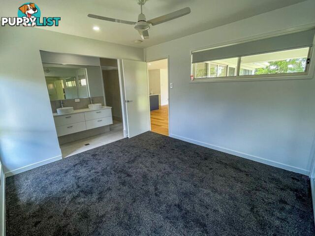 73 Laurel Street RUSSELL ISLAND QLD 4184