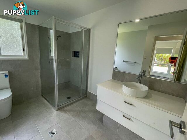 73 Laurel Street RUSSELL ISLAND QLD 4184