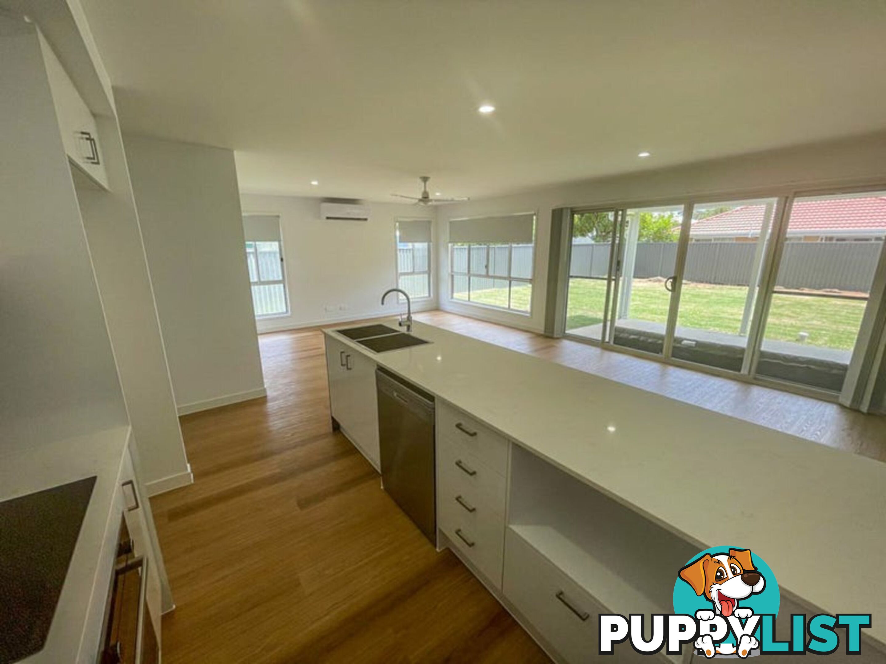 73 Laurel Street RUSSELL ISLAND QLD 4184