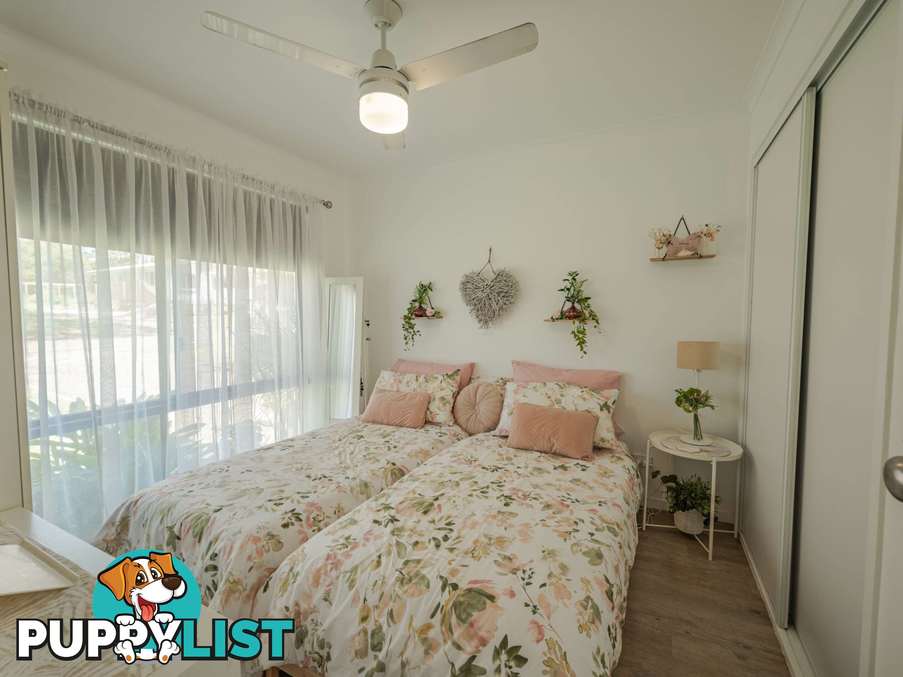 15 LAU STREET RUSSELL ISLAND QLD 4184