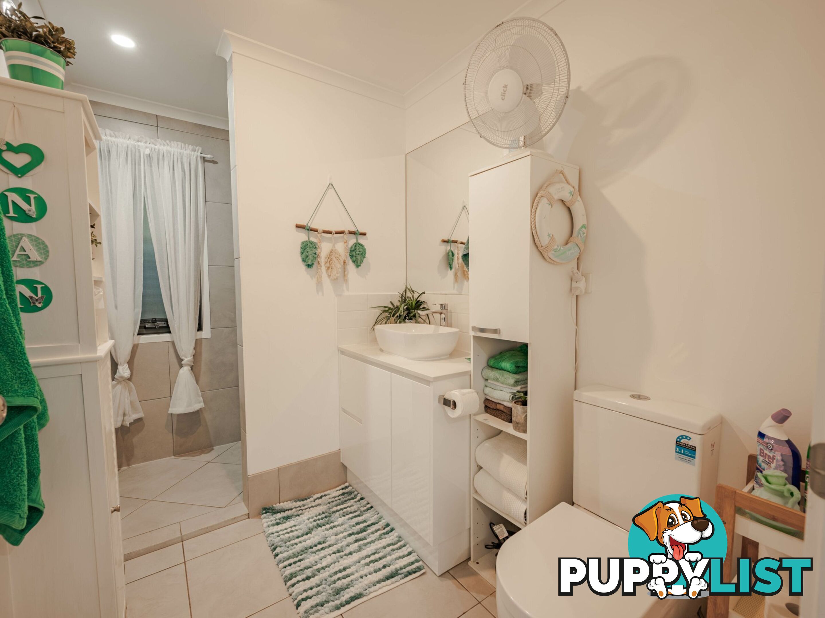 15 LAU STREET RUSSELL ISLAND QLD 4184