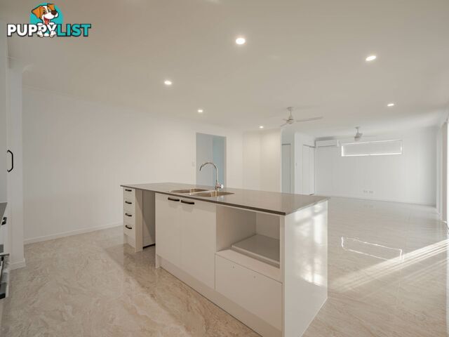 18 Tierney Terrace RUSSELL ISLAND QLD 4184