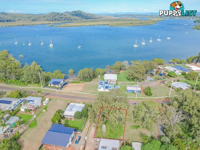 133 Canaipa Point Dve RUSSELL ISLAND QLD 4184