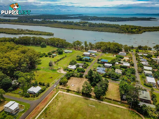 54-60 Cavendish Street RUSSELL ISLAND QLD 4184