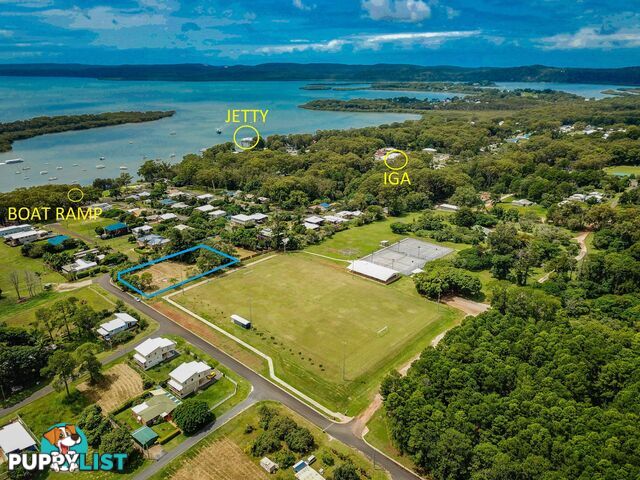 54-60 Cavendish Street RUSSELL ISLAND QLD 4184