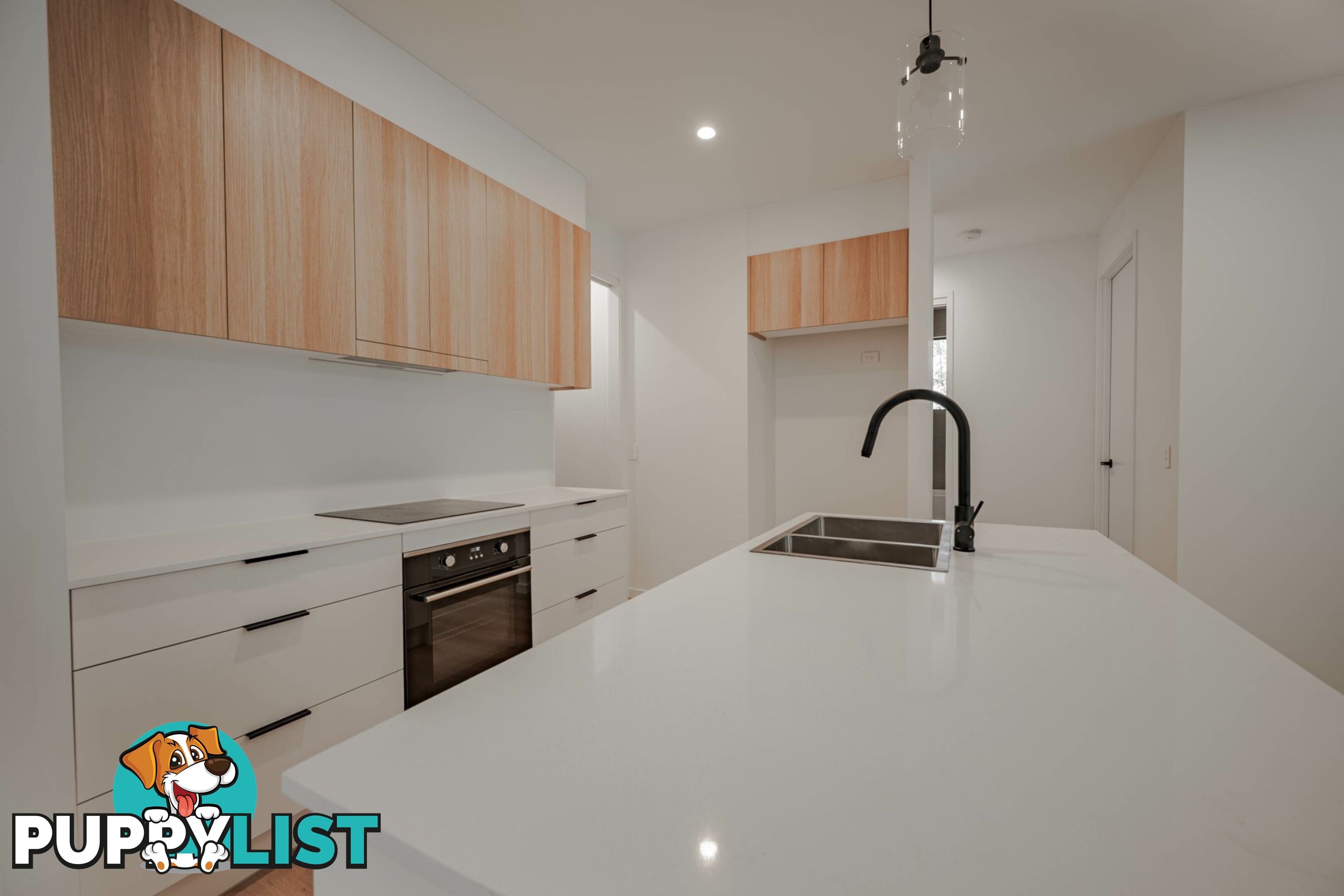 48 Channel St RUSSELL ISLAND QLD 4184