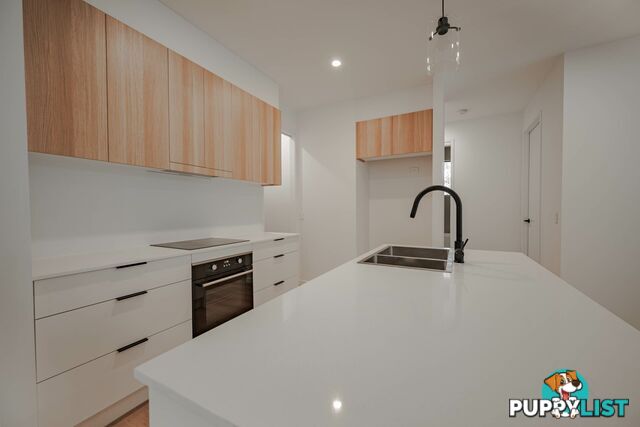 48 Channel St RUSSELL ISLAND QLD 4184