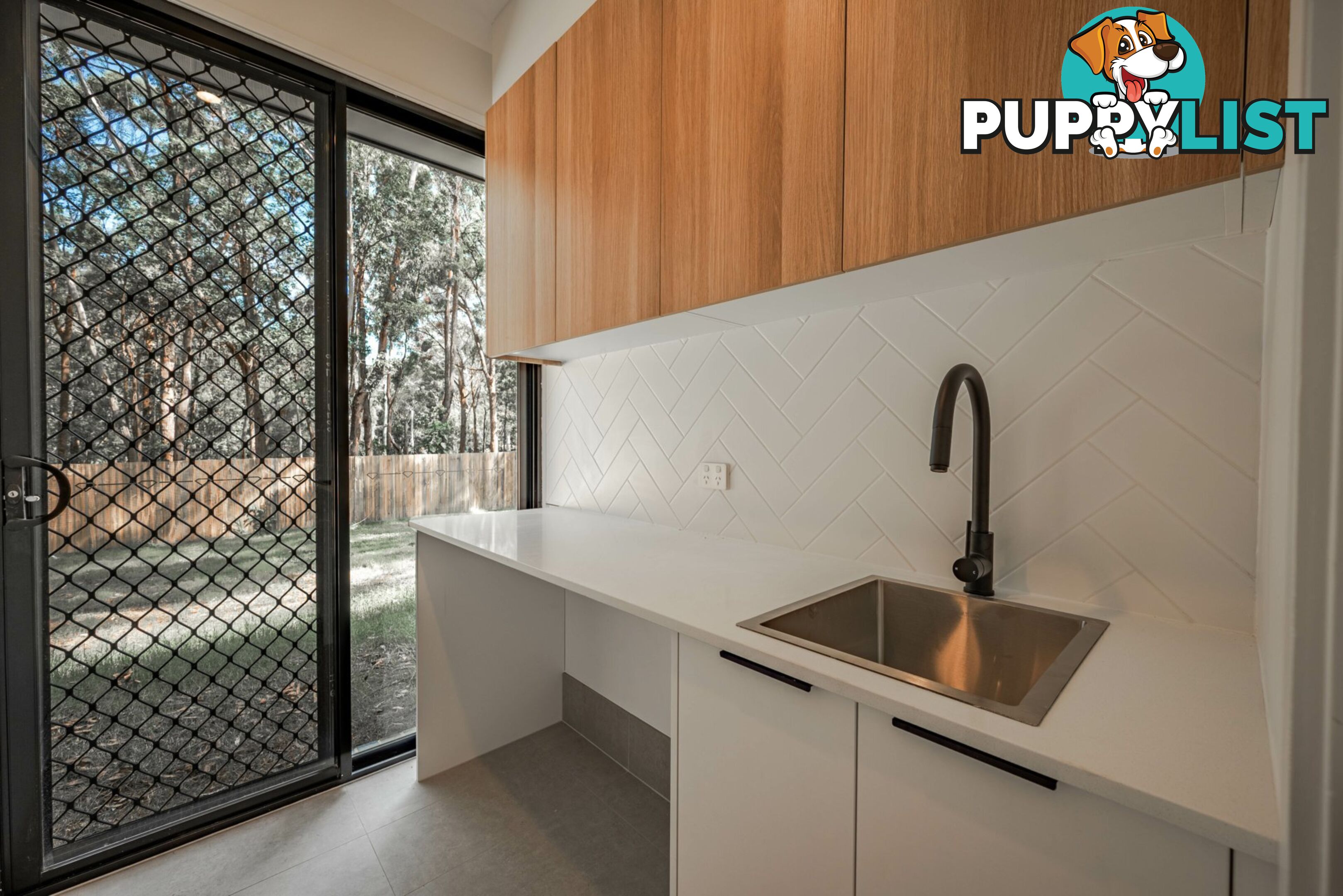 48 Channel St RUSSELL ISLAND QLD 4184