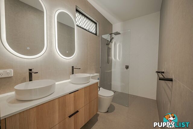 48 Channel St RUSSELL ISLAND QLD 4184