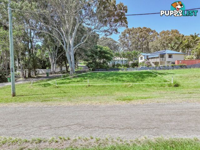 4 Thompson Street RUSSELL ISLAND QLD 4184