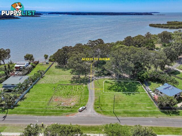 4 Thompson Street RUSSELL ISLAND QLD 4184