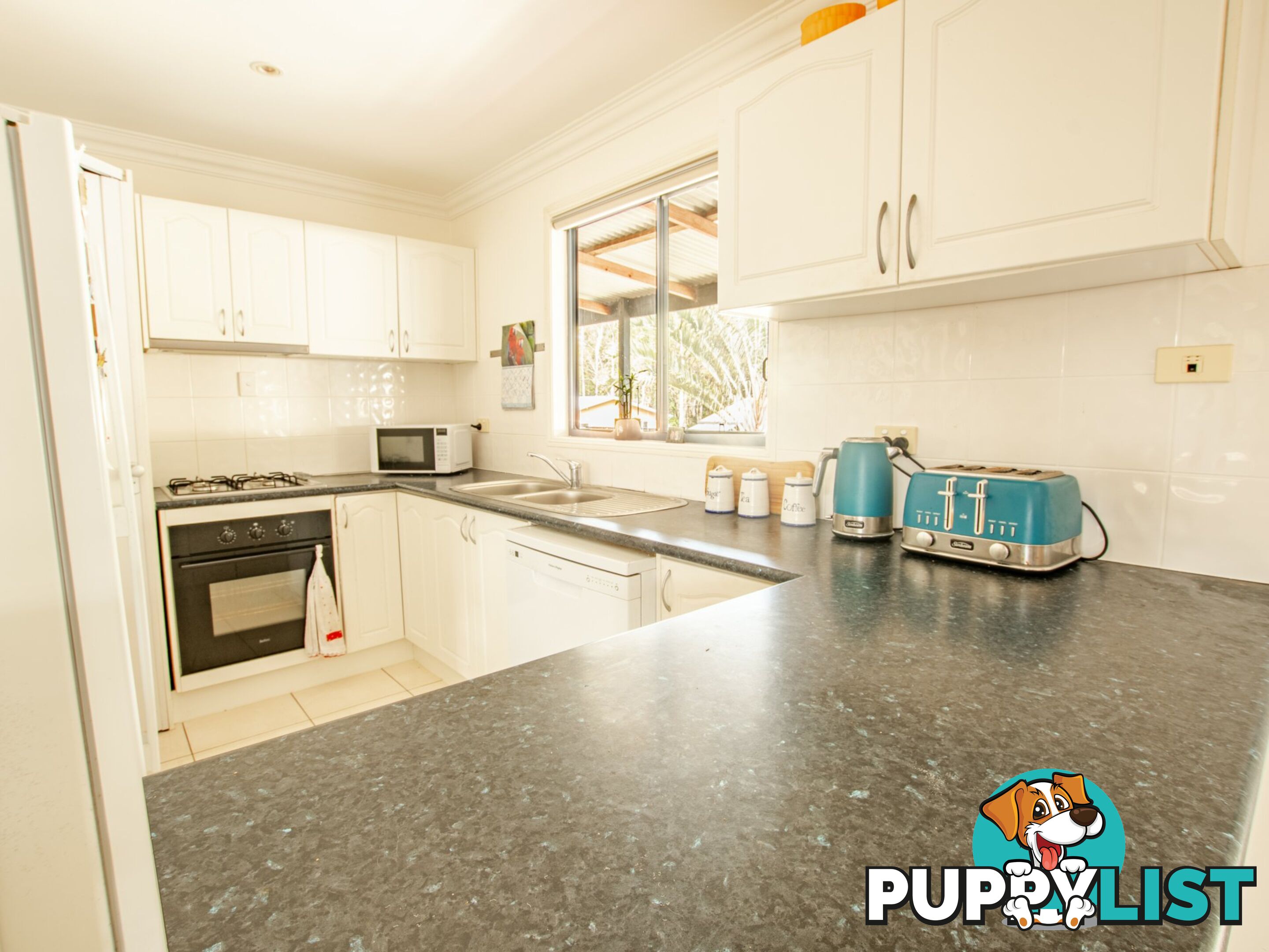 45 Channel Street RUSSELL ISLAND QLD 4184