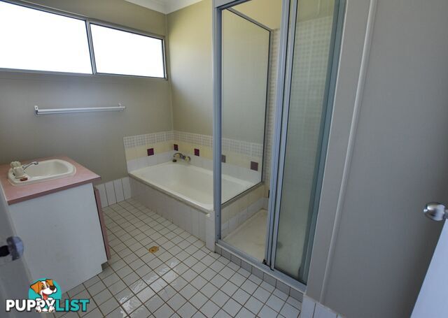 21-25 Keats Street RUSSELL ISLAND QLD 4184
