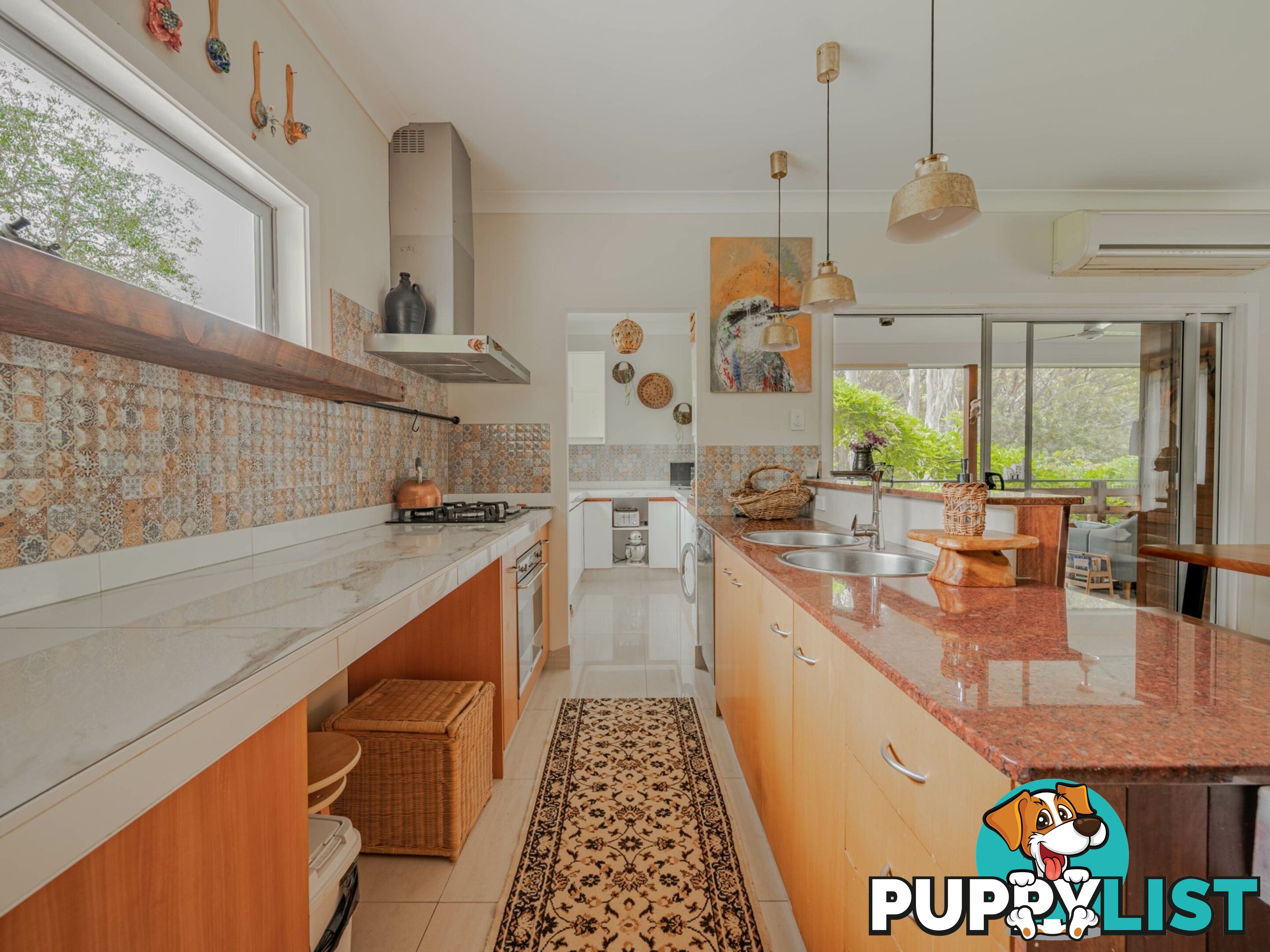 49 Kings Road RUSSELL ISLAND QLD 4184