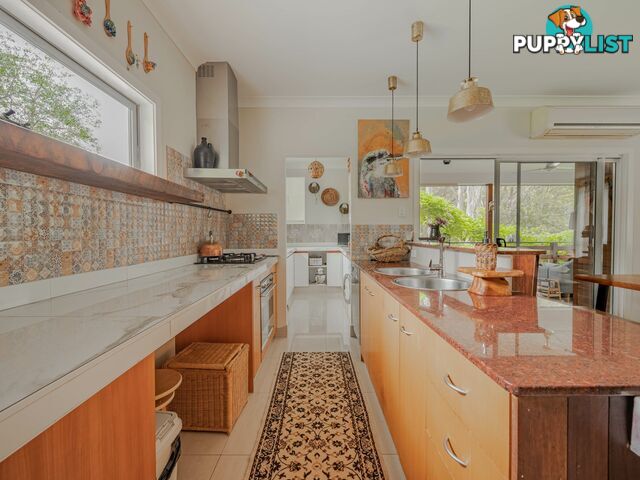 49 Kings Road RUSSELL ISLAND QLD 4184