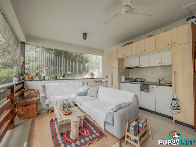 49 Kings Road RUSSELL ISLAND QLD 4184