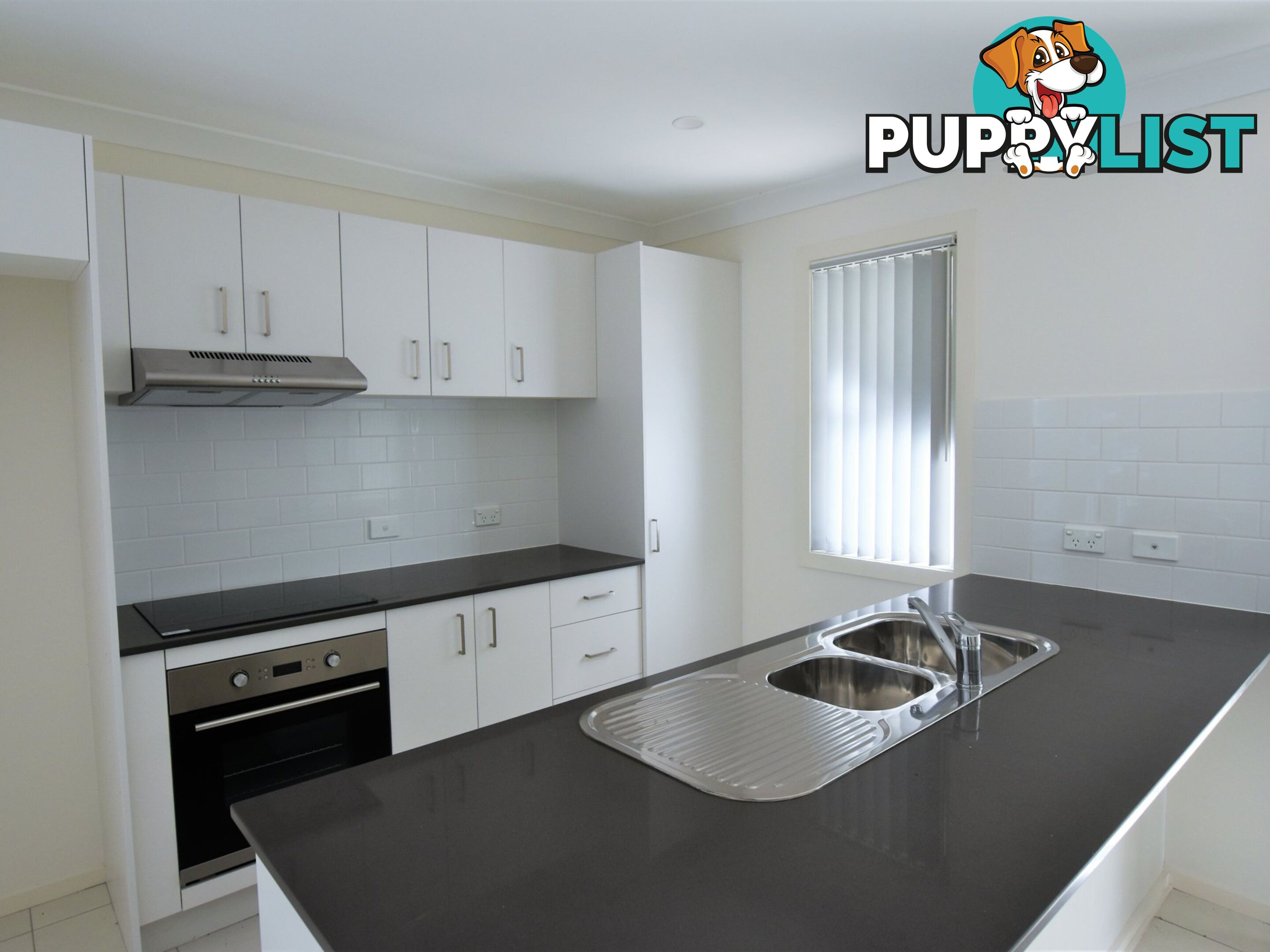 4 Koro Street RUSSELL ISLAND QLD 4184