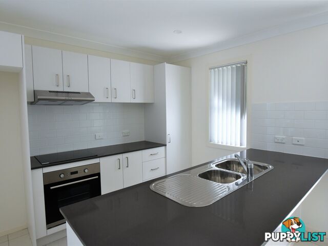 4 Koro Street RUSSELL ISLAND QLD 4184