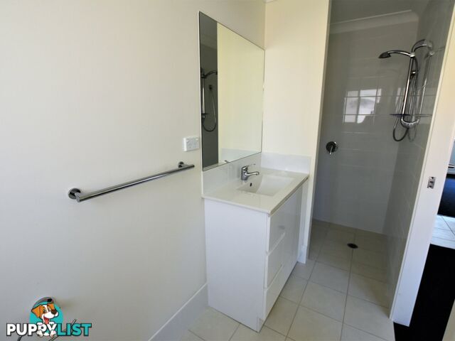 4 Koro Street RUSSELL ISLAND QLD 4184