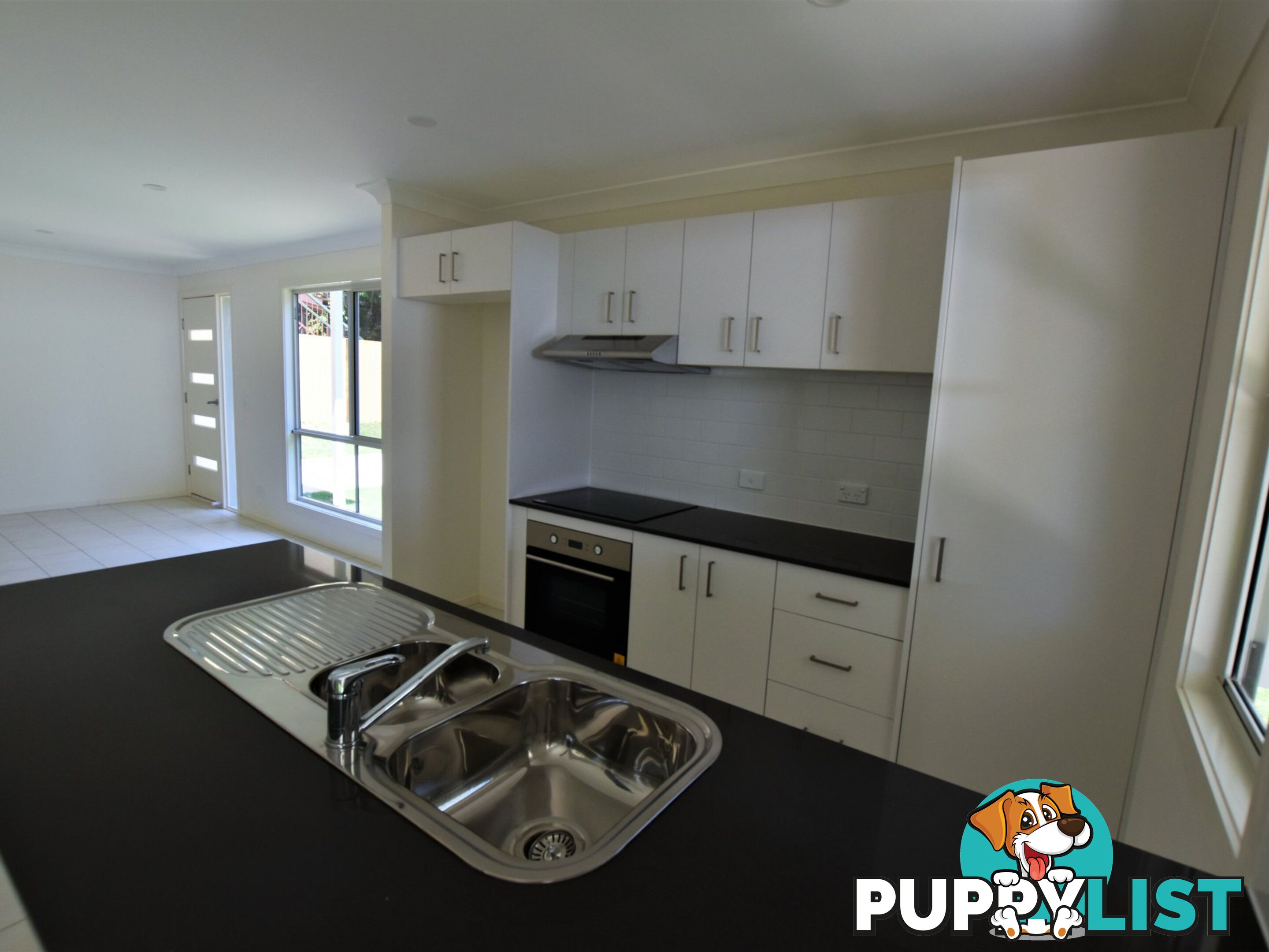 4 Koro Street RUSSELL ISLAND QLD 4184