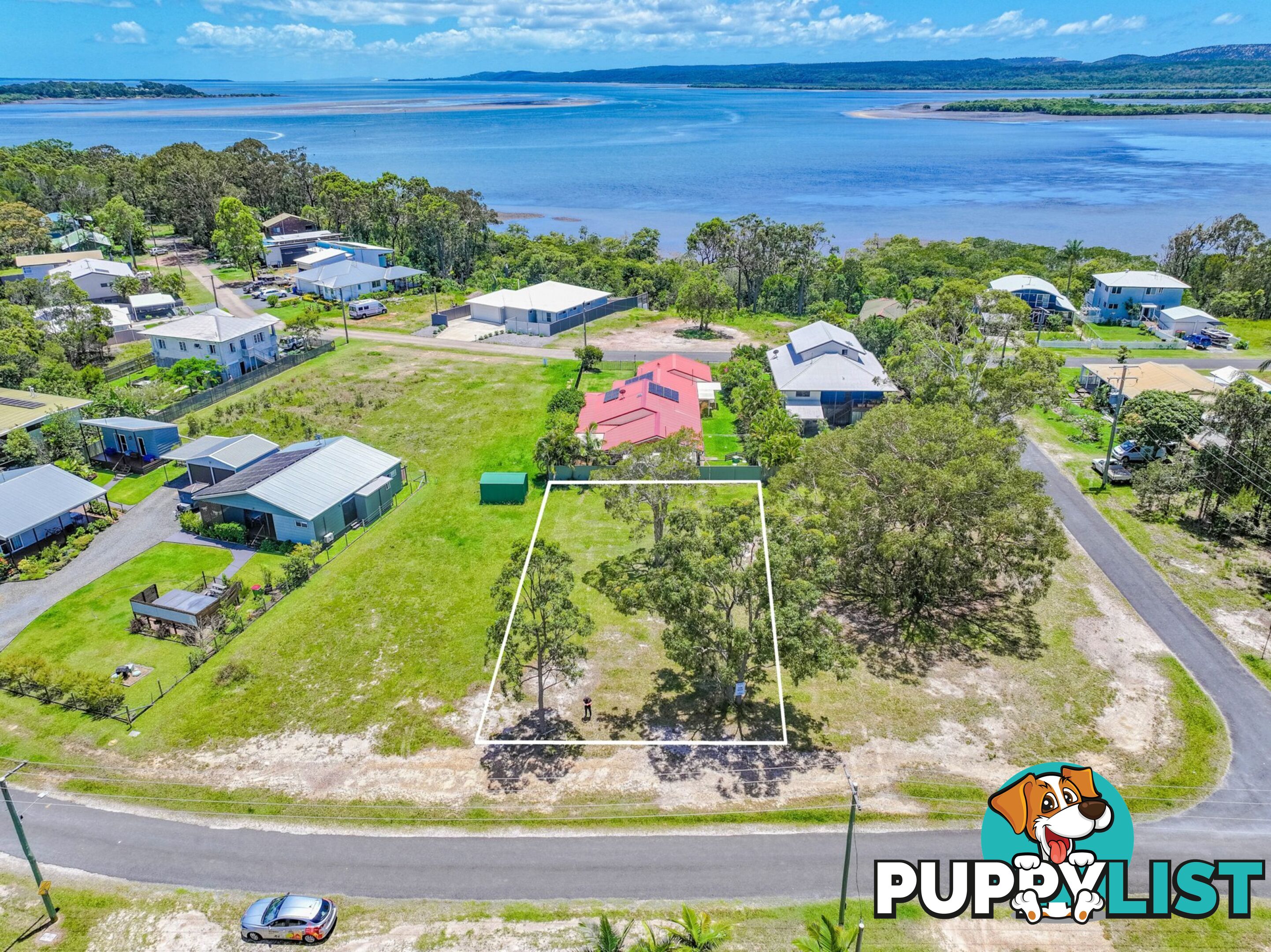 23 Tenanne Street RUSSELL ISLAND QLD 4184